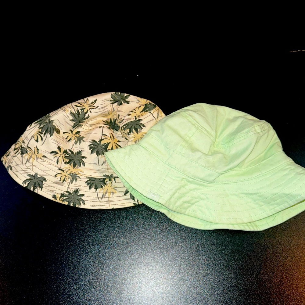 Bucket hats